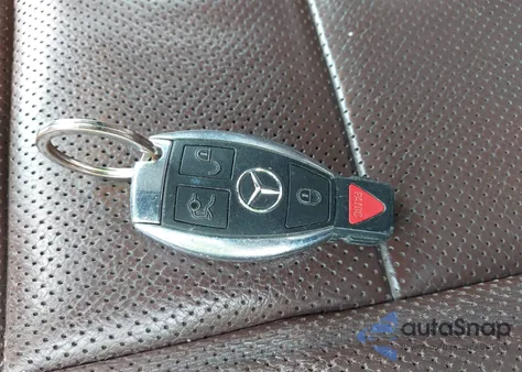 2014 Mercedes-Benz Gl 550 4Matic z USA, uszkodzony, nr VIN 4JGDF7DE2EA434593